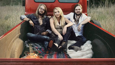 Kristine Kabbes and the Skallywags