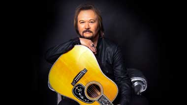 Travis Tritt in concert